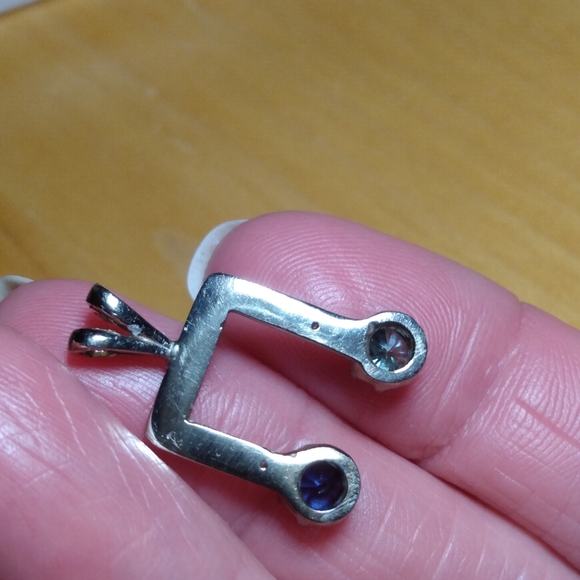 Custom Music Note WG Diamond Sapphire pendant - Picture 6 of 11
